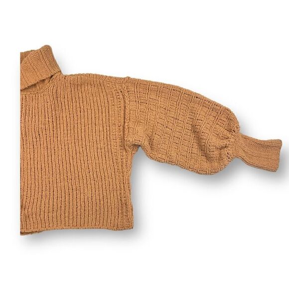 Free People Be Yours Turtleneck Oversized Cropped Sweater Size Medium - Picture 3 of 7